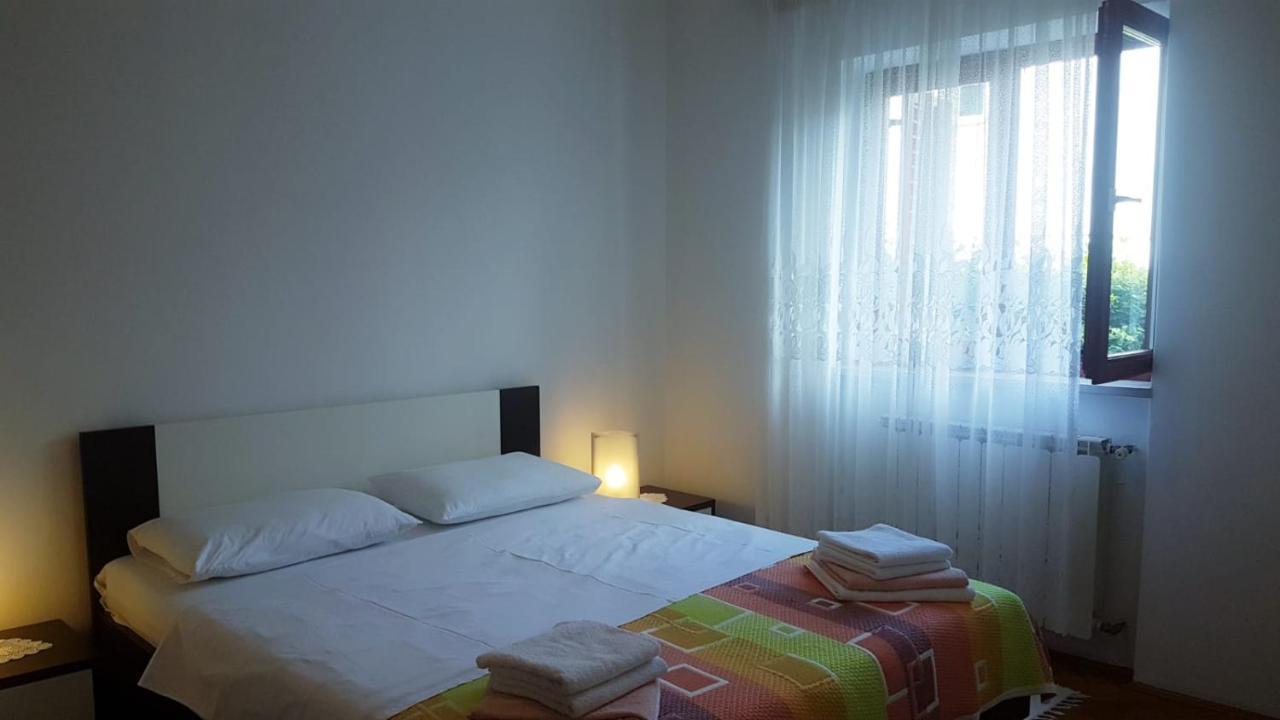 Maria Mare Apartment Rovinj Exterior photo