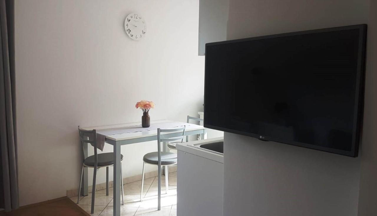 Maria Mare Apartment Rovinj Exterior photo