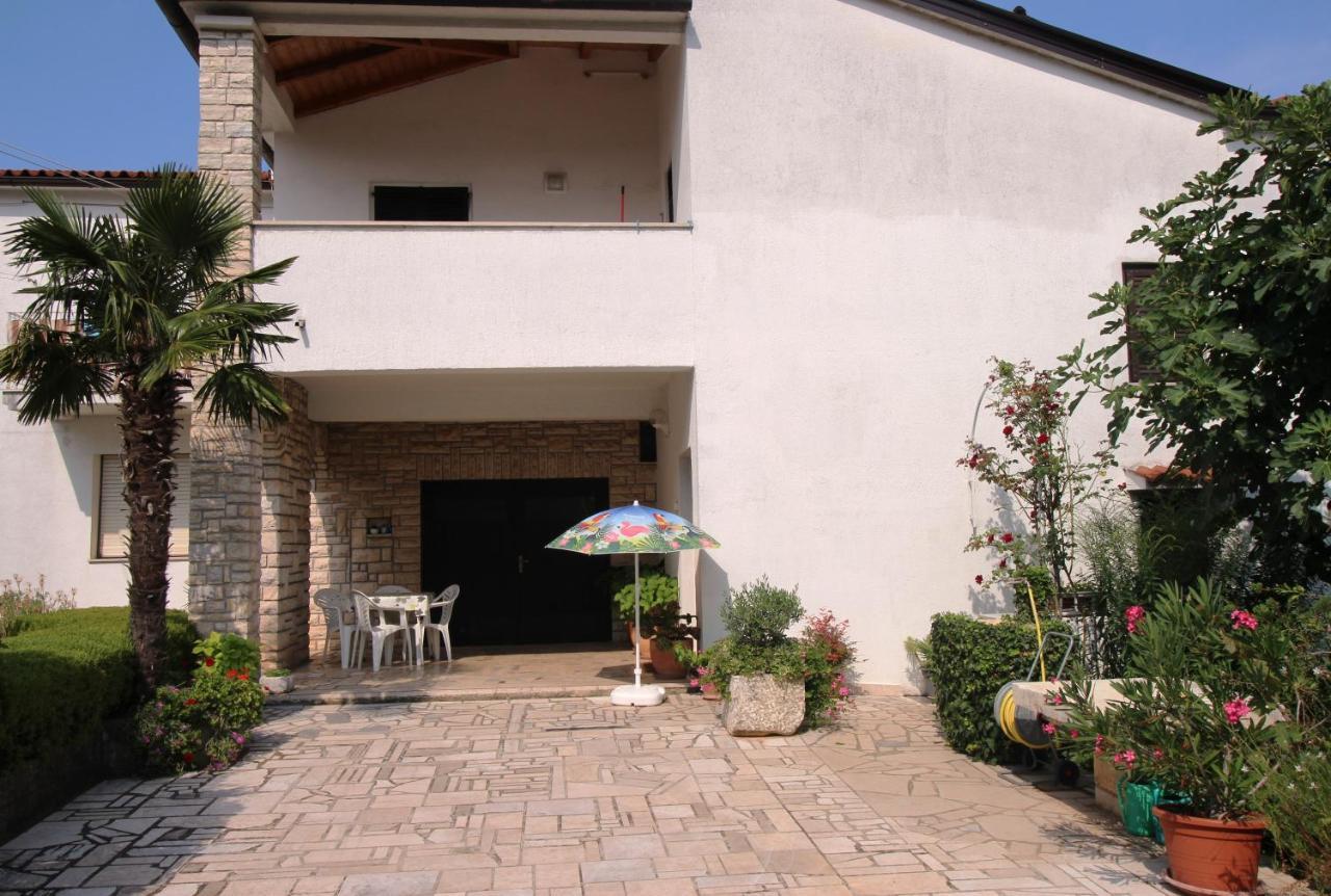 Maria Mare Apartment Rovinj Exterior photo